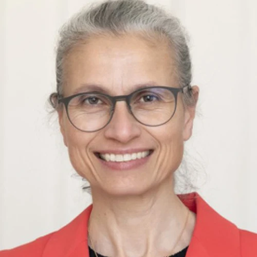 Nachhaltigkeitsexpertin Dr. Dina Barbian
